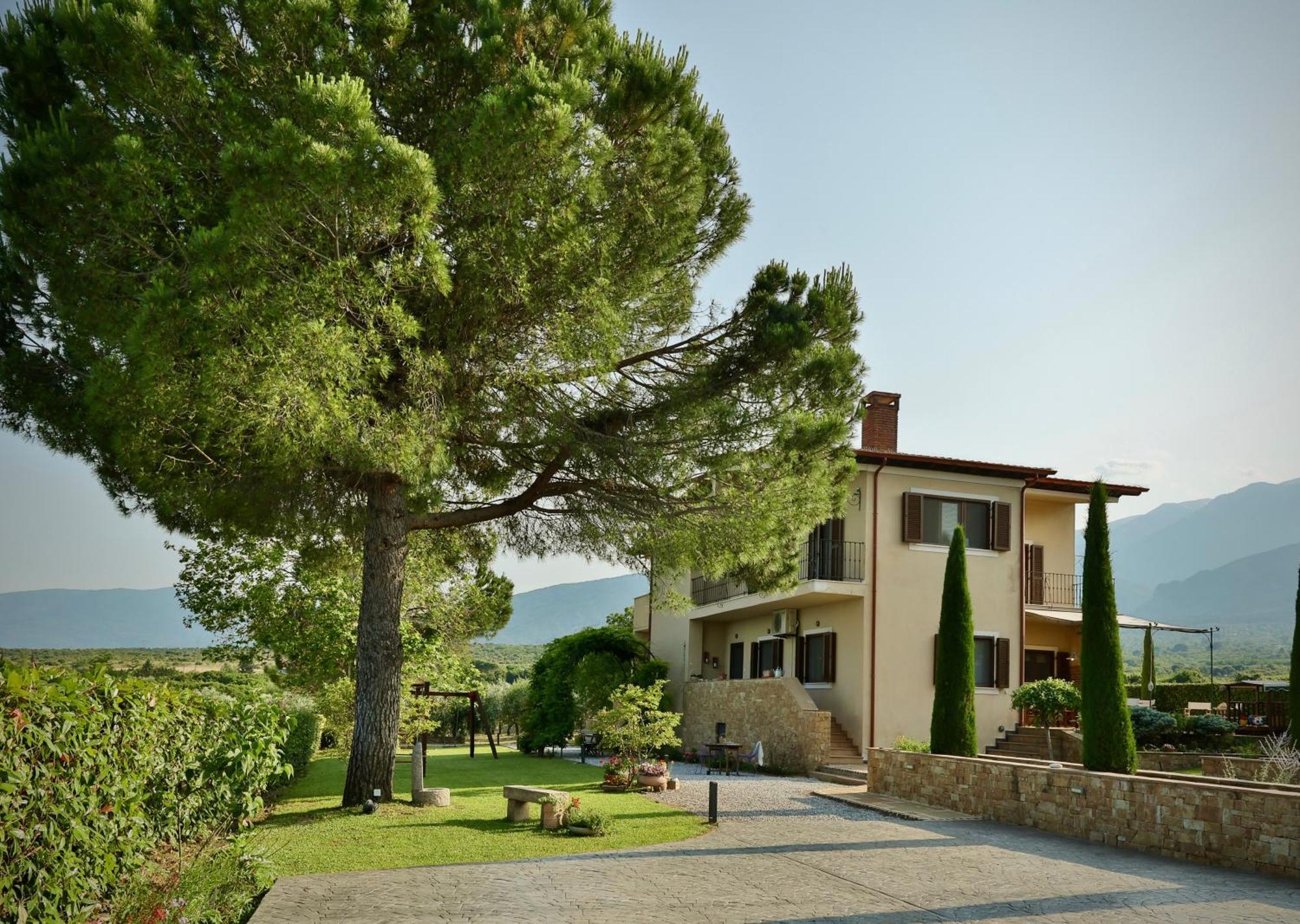 ליטוחורון Οlives And Vines All Seasons Villa מראה חיצוני תמונה